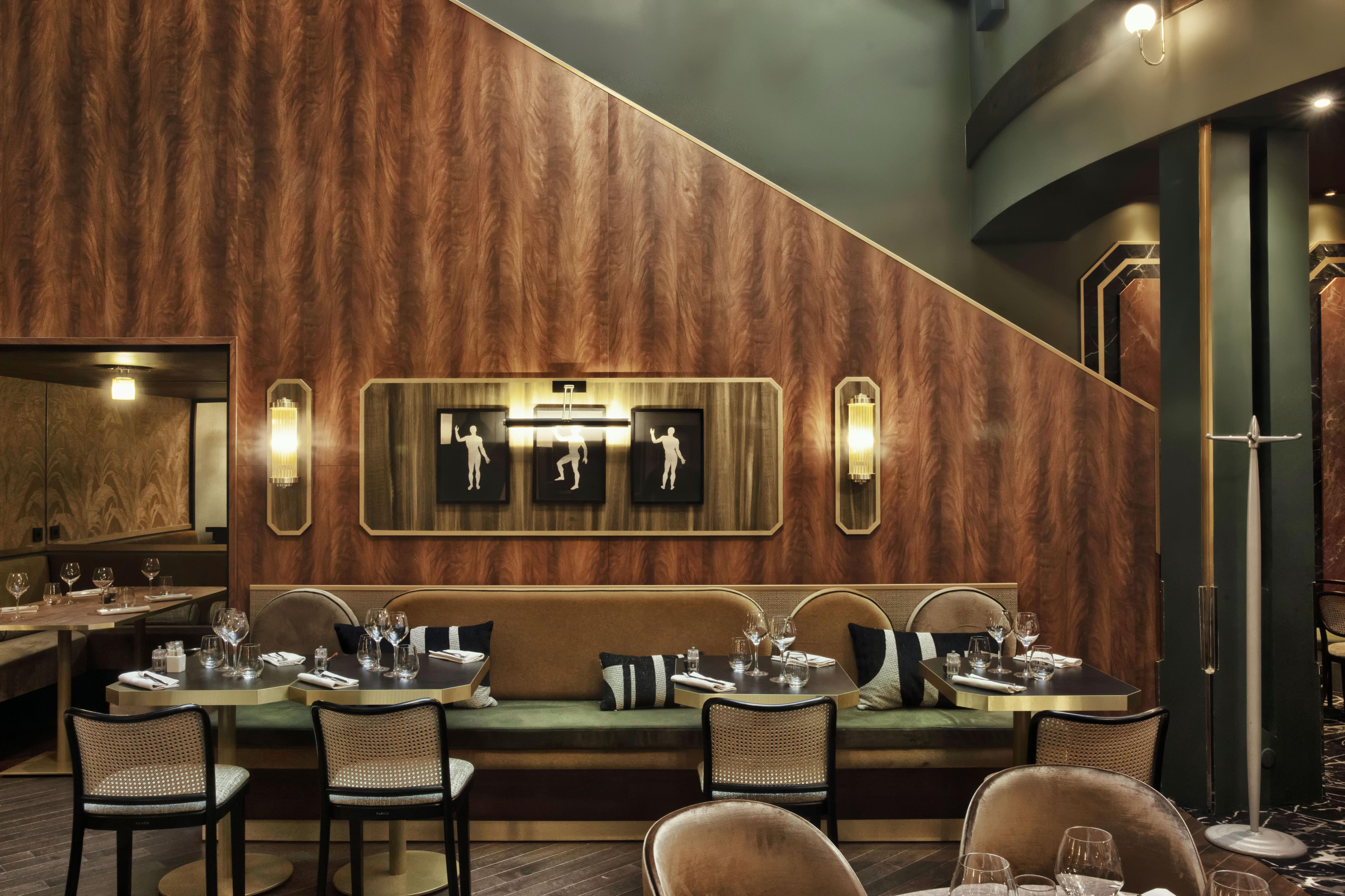 네스트 파리 라 디펜스 쀼또 외부 사진 Restaurant interior